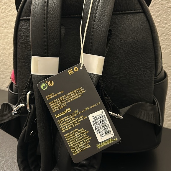 Minnie Mouse Loungefly - Picture 3 of 4